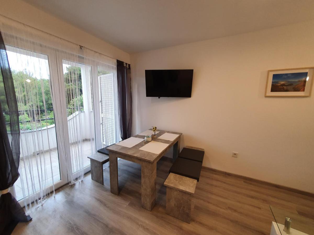 Apartments Villa M&M 2 Бибинє Екстер'єр фото