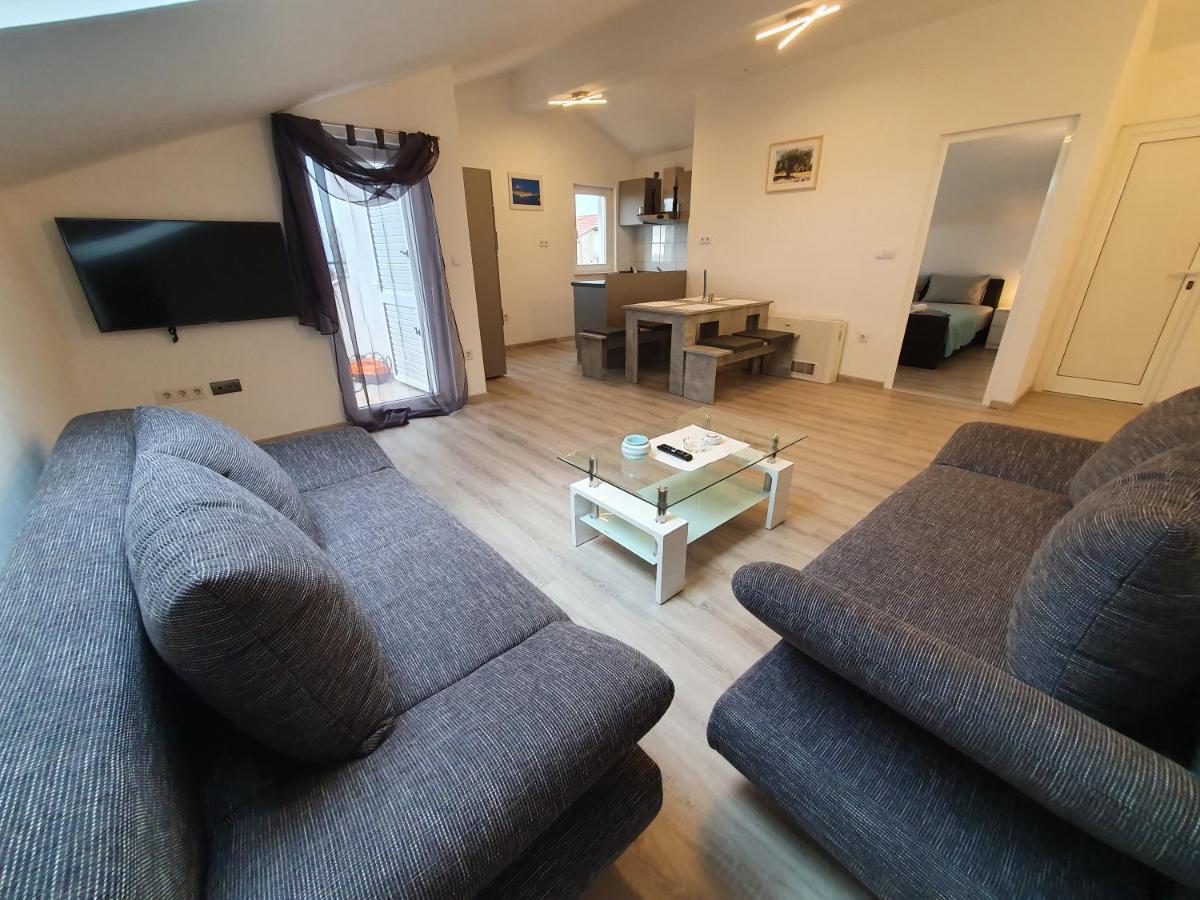 Apartments Villa M&M 2 Бибинє Екстер'єр фото