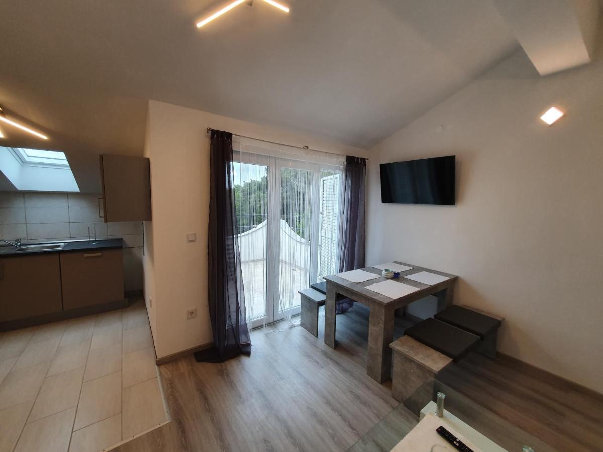 Apartments Villa M&M 2 Бибинє Екстер'єр фото