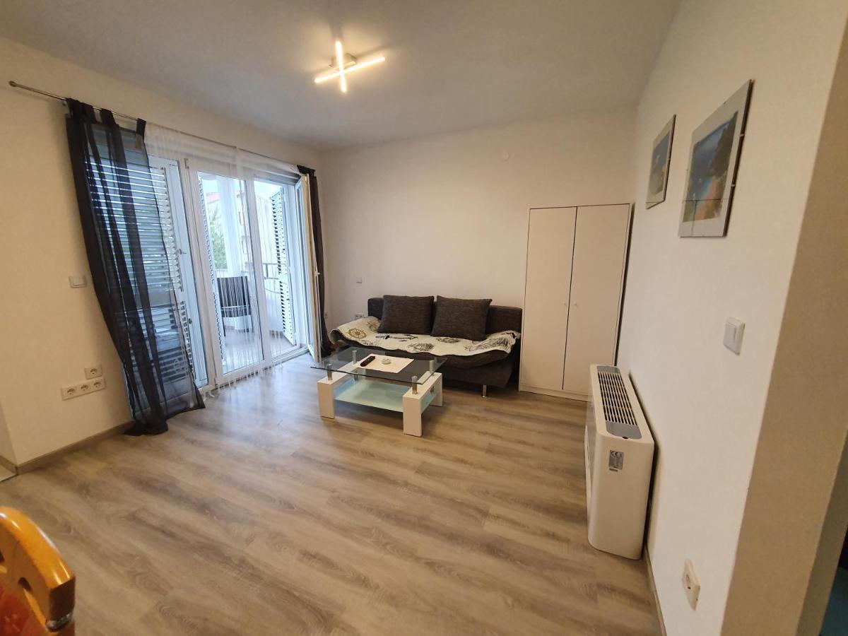 Apartments Villa M&M 2 Бибинє Екстер'єр фото
