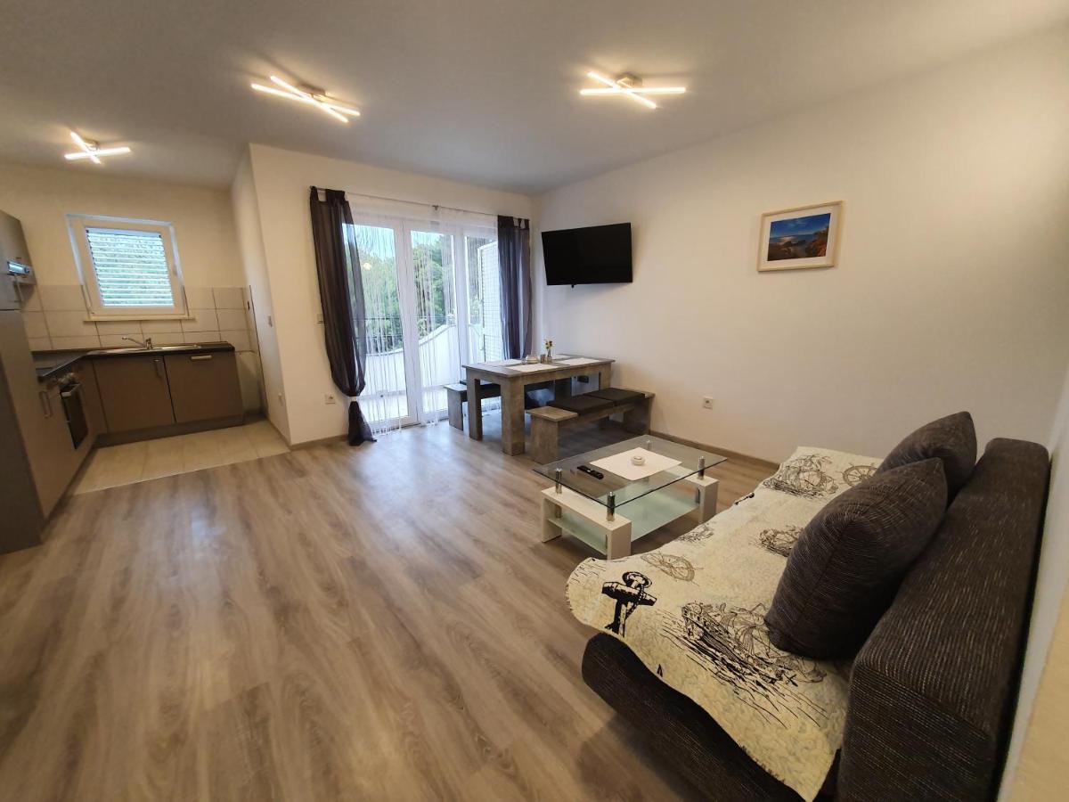 Apartments Villa M&M 2 Бибинє Екстер'єр фото