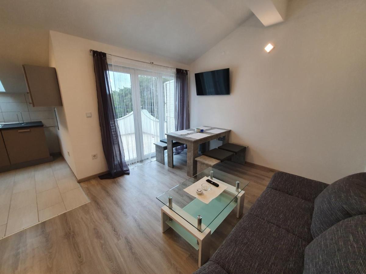 Apartments Villa M&M 2 Бибинє Екстер'єр фото