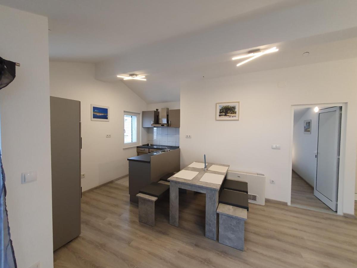 Apartments Villa M&M 2 Бибинє Екстер'єр фото