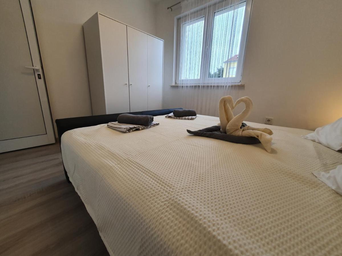 Apartments Villa M&M 2 Бибинє Екстер'єр фото
