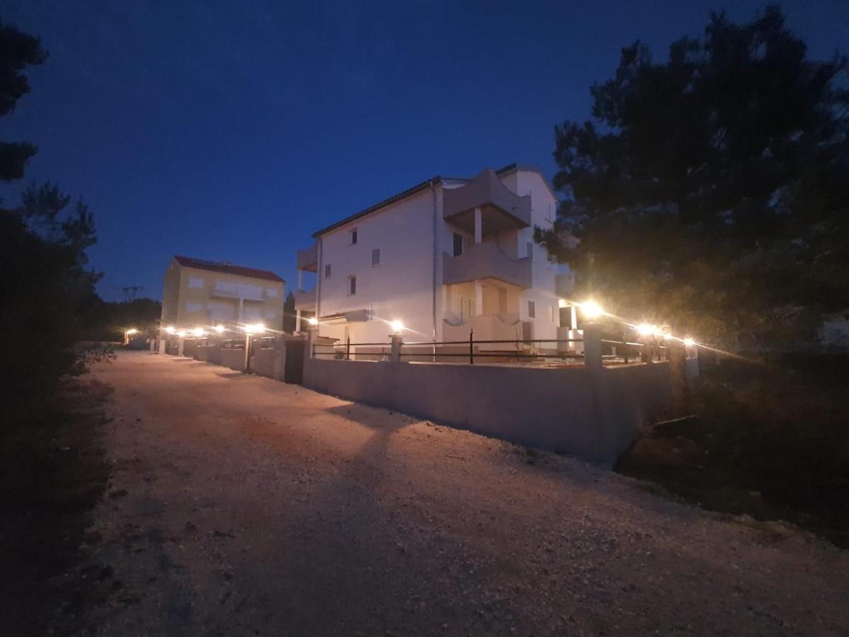Apartments Villa M&M 2 Бибинє Екстер'єр фото