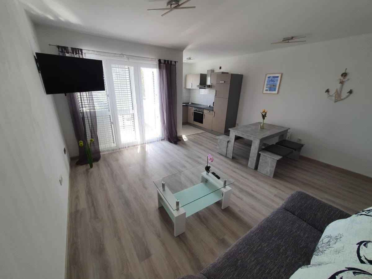 Apartments Villa M&M 2 Бибинє Екстер'єр фото